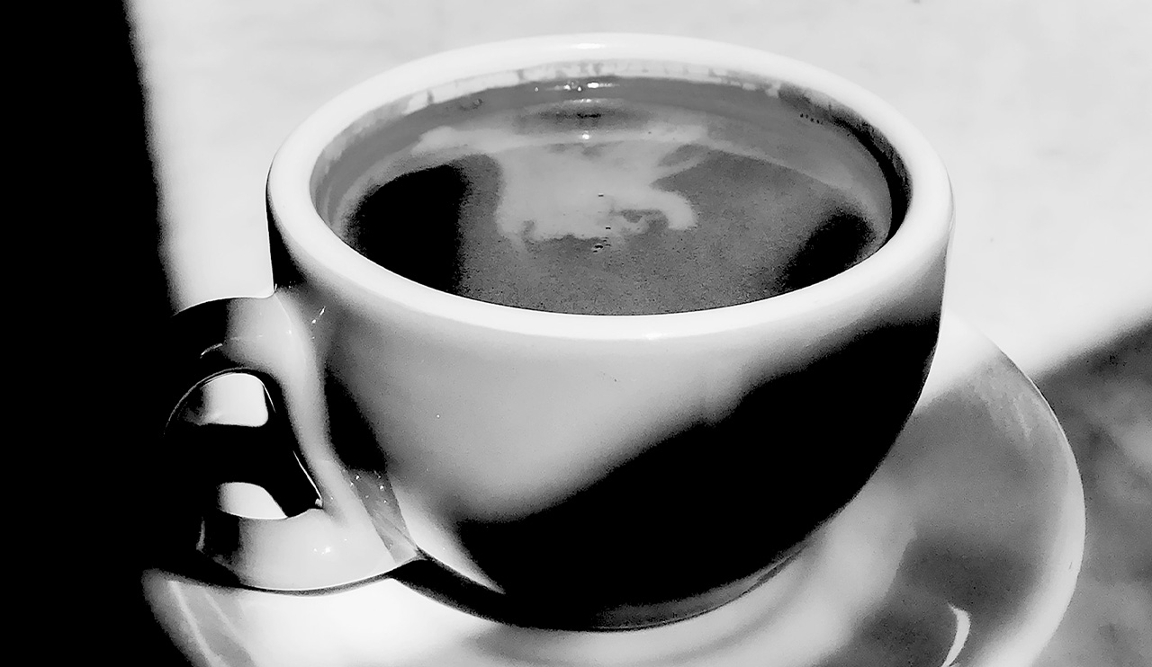 Kaffee Tasse schwarzweiss
