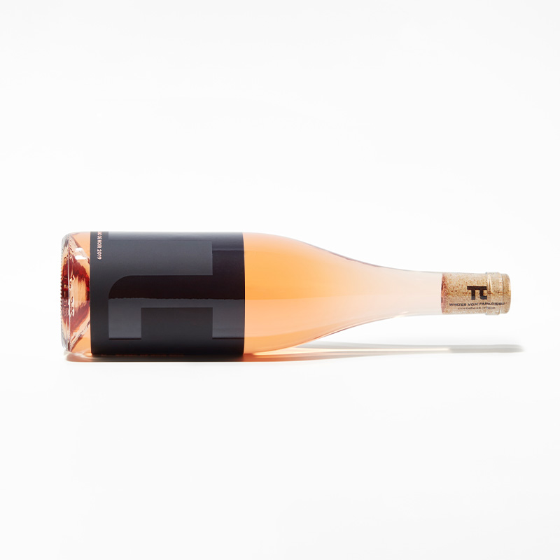 Pi Wein Flasche BrandingPackaging Design für Pinot Noir «Pi»